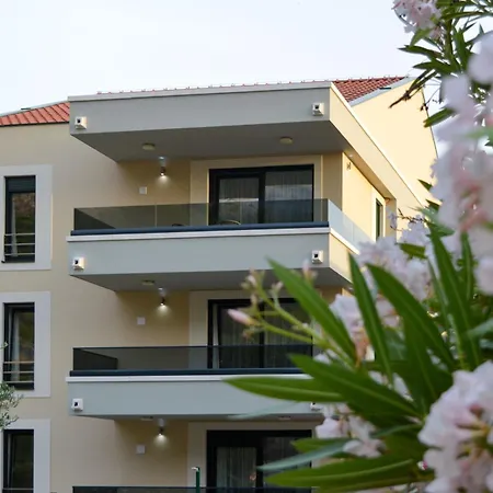Jakov Ii Apartman