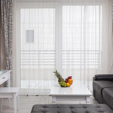 Jakov Ii Apartament Promajna